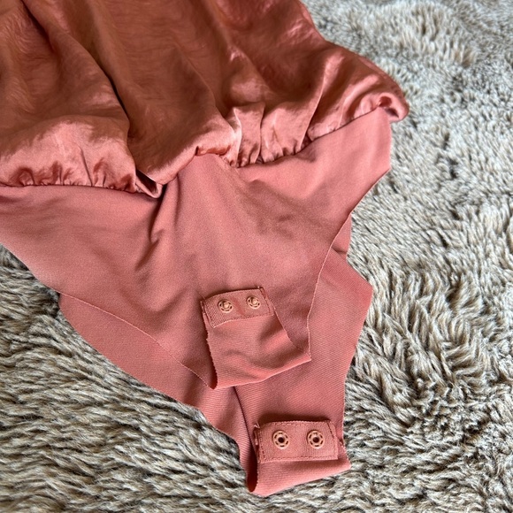 Zara Top Bodysuit - Picture 2 of 10